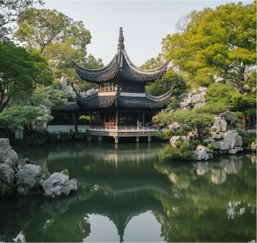 泉州鲤城笔趣餐饮有限公司